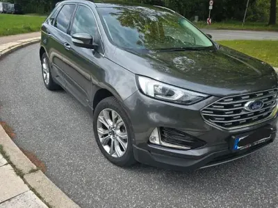 Gebraucht Ford Edge Titanium 238 PS (175 kW) 2019 Grau SUV