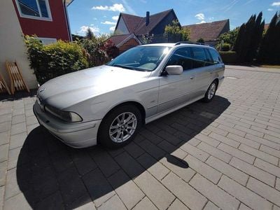 BMW 525
