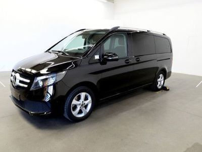 Mercedes V220