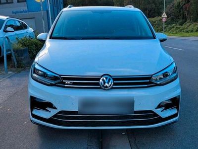 Usata VW Touran R-line 150 CV (110 kW) 2018 Bianco Monovolume