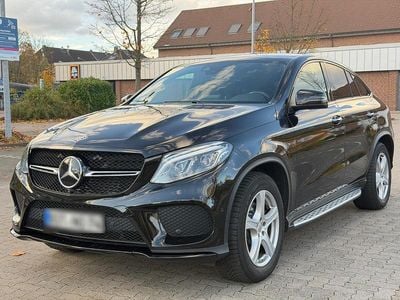 Schwarz Gebraucht 2017 Mercedes GLE350 AMG line Coupé | 41.990 € (Teuer)