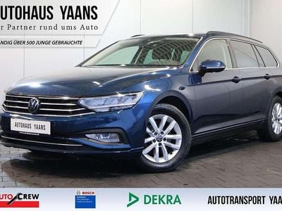 Aquamarinblau Gebraucht 2023 VW Passat Business Kombi | 19.389 € (Guter Preis)