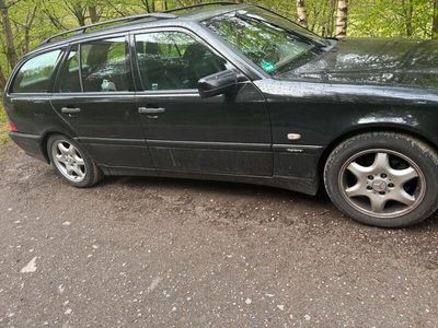 Mercedes 240