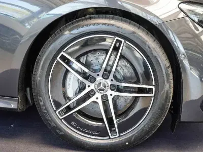 Brugt Mercedes E220 AMG line 197 HK (144 kW) 2025 Grå Stationcar