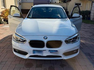 Gebraucht BMW 116 109 PS (80 kW) 2016 Weiß Kleinwagen