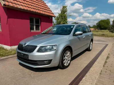 Gebraucht Skoda Octavia 150 PS (110 kW) 2016 Silber Kombi