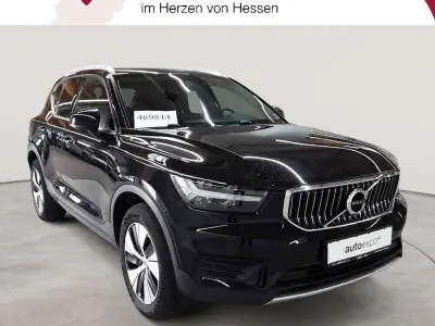 Gebraucht Volvo XC40 Inscription 129 PS (94 kW) 2022 Onyx schwarzmetallic SUV