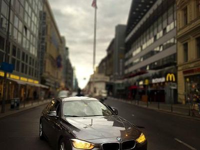 Gebraucht BMW 320 184 PS (135 kW) 2013 Grau Limousine