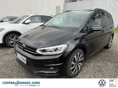 Gebraucht VW Touran Highline 150 PS (110 kW) 2025 Schwarz Van / Kleinbus