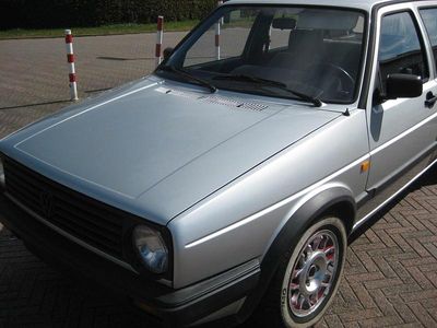 Usata VW Golf III 70 CV (51 kW) 1991 Argento Utilitaria
