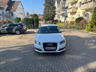 Gebraucht Audi A3 Ambiente 140 PS (102 kW) 2011 Weiß Kleinwagen