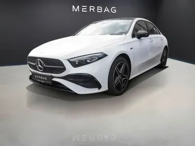 Gebraucht Mercedes A250 AMG Line Premium Plus 218 PS (160 kW) 2025 Polarweiß Limousine