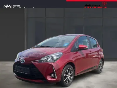 Gebraucht Toyota Yaris Hybrid Team 101 PS (74 kW) 2018 Other Limousine