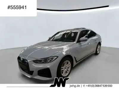 Gebraucht BMW i4 M Sport 250 kW (340 PS) 2023 Brooklyn grau metallic Limousine
