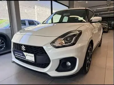 Gebraucht Suzuki Swift Sport 129 PS (94 kW) 2021 Weiß Kleinwagen