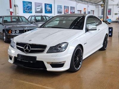 Weiß Gebraucht 2012 Mercedes C63 AMG AMG Coupé | 56.900 € (Etwas zu teuer)