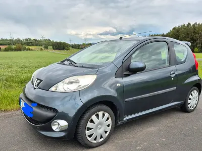 Gebraucht Peugeot 107 68 PS (50 kW) 2007 Grau Kleinwagen