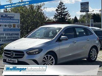 Gebraucht Mercedes B220 190 PS (139 kW) 2022 Silber Van / Kleinbus