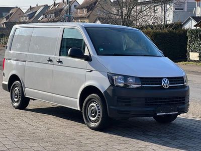 Weiß Gebraucht 2018 VW Transporter Van | 13.900 € (Superpreis)