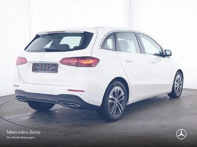 Mercedes B200