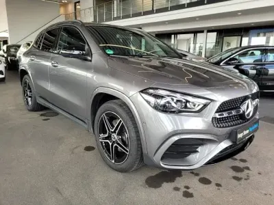 Gebraucht Mercedes GLA250 AMG 164 PS (120 kW) 2026 Grau SUV