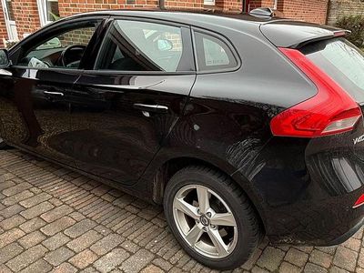 Gebraucht Volvo V40 Kinetic 114 PS (83 kW) 2013 Schwarz Limousine