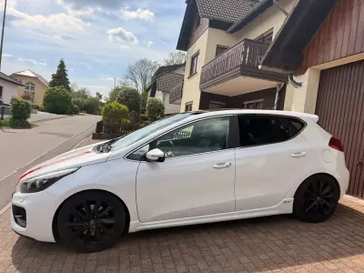 Brugt Kia Ceed GT-Track 204 HK (150 kW) 2015 Hvid Hatchback