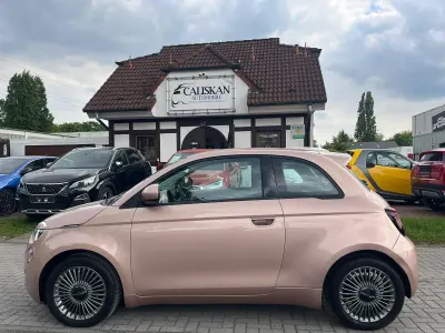 Gebraucht Fiat 500e Icon 86 kW (118 PS) 2022 Rose gold Kleinwagen