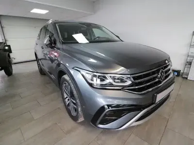 Gebraucht VW Tiguan Allspace Elegance 200 PS (147 kW) 2023 Grau SUV