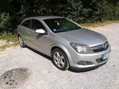 Opel Astra GTC