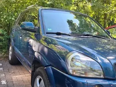Gebraucht Hyundai Tucson GLS 175 PS (128 kW) 2005 Blau SUV