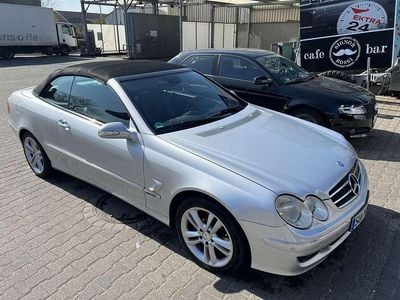Silber Gebraucht 2006 Mercedes CLK200 Avantgarde Cabrio | 9.300 € (Teuer)