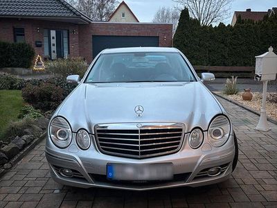 Mercedes E280