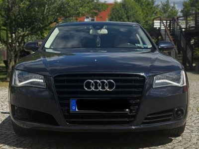 Audi A8L