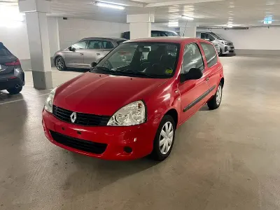 Gebraucht Renault Clio Campus 75 PS (55 kW) 2012 Rot Kleinwagen