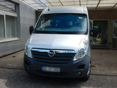Gebraucht Opel Movano 145 PS (106 kW) 2011 Silber Van / Kleinbus