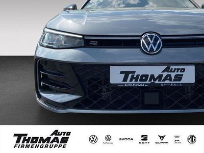 Second-hand VW Passat R-line 193 CP (141 kW) 2025 Gri Break