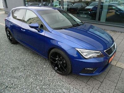 Gebraucht Seat Leon Style 131 PS (96 kW) 2019 Blau Kleinwagen