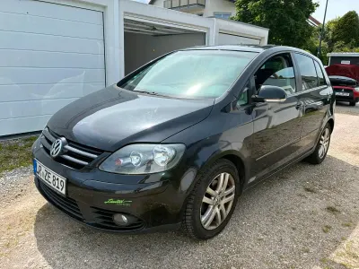 Gebraucht VW Golf Plus Cross 105 PS (77 kW) 2007 Schwarz Van / Kleinbus