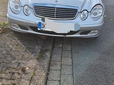 Mercedes E240