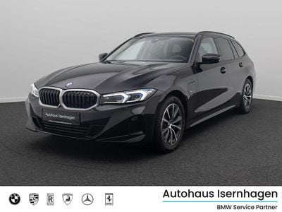 Gebraucht BMW 320e Shadowline 204 PS (150 kW) 2022 Schwarz Kombi