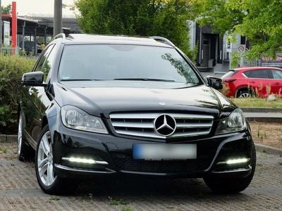 Gebraucht Mercedes C180 156 PS (114 kW) 2012 Schwarz Kombi