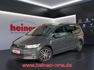 Gebraucht VW Touran Comfortline 150 PS (110 kW) 2023 Grau Van / Kleinbus