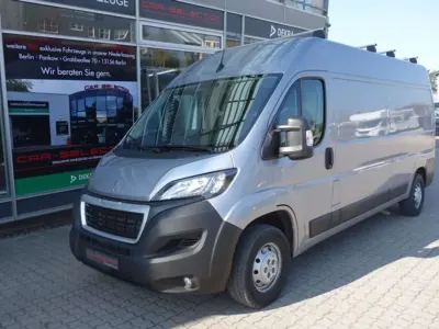 Occasion Peugeot Boxer 165 ch (121 kW) 2021 Argent Van