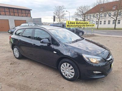 Gebraucht Opel Astra Edition 140 PS (102 kW) 2014 Schwarz Kombi