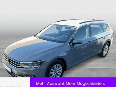 Gebraucht VW Passat Business 150 PS (110 kW) 2023 Mondsteingrau Kombi