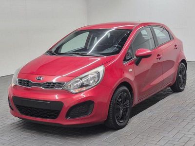 Second-hand Kia Rio EX 86 CP (63 kW) 2013 Roșu Hatchback