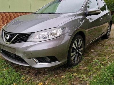 Gebraucht Nissan Pulsar N-Connecta 110 PS (80 kW) 2016 Grau Kleinwagen