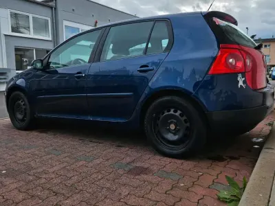 Gebraucht VW Golf V 105 PS (77 kW) 2007 Blau Limousine