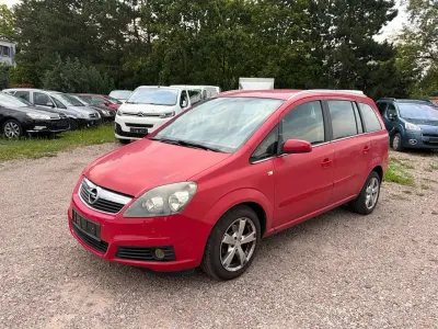 Gebraucht Opel Zafira Edition 140 PS (102 kW) 2007 Magma rot (b) Van / Kleinbus